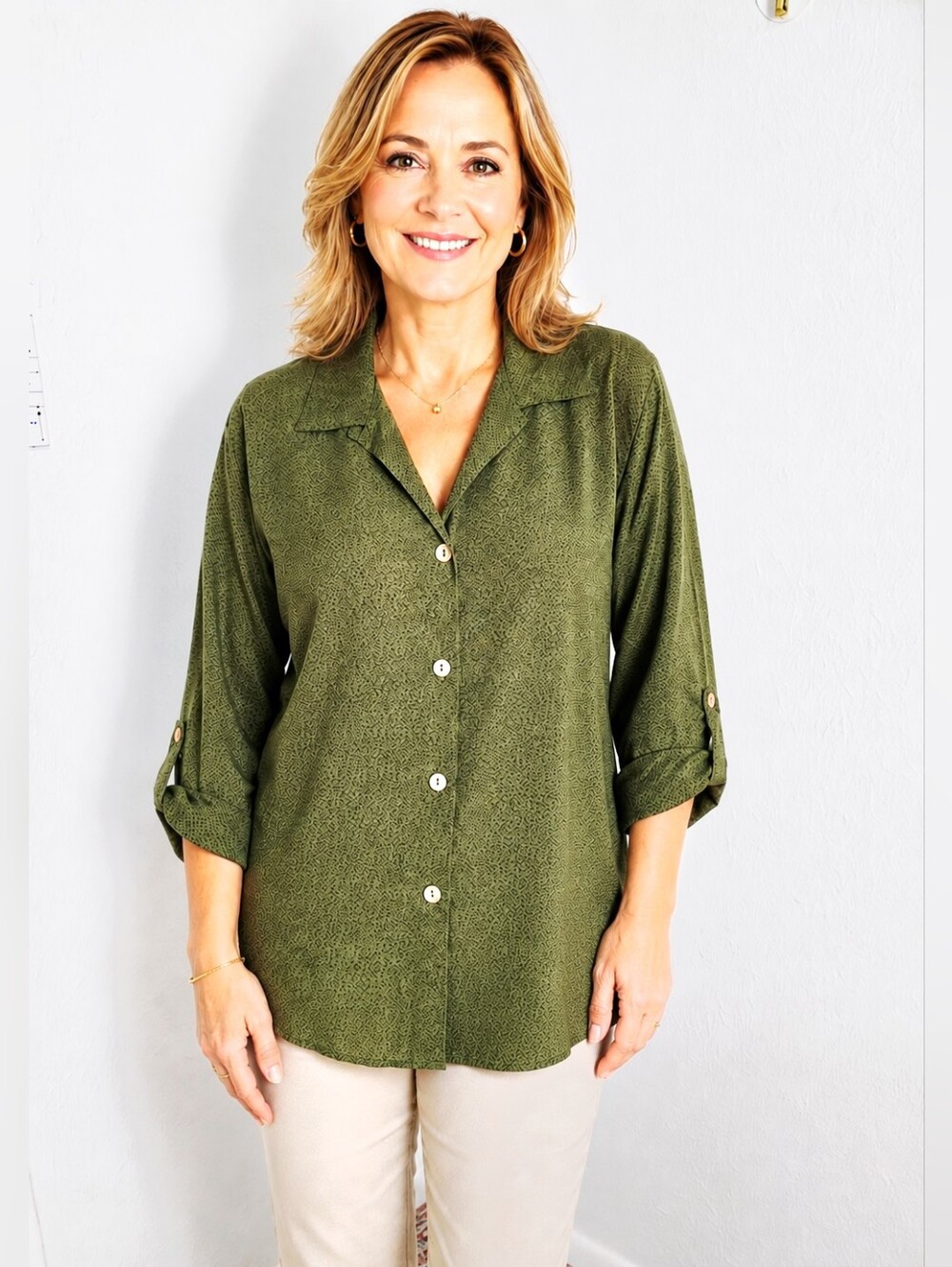 Liz Baker Army Green Button-Front Collared Blouse with Button-tab Sleeves Sz 1X